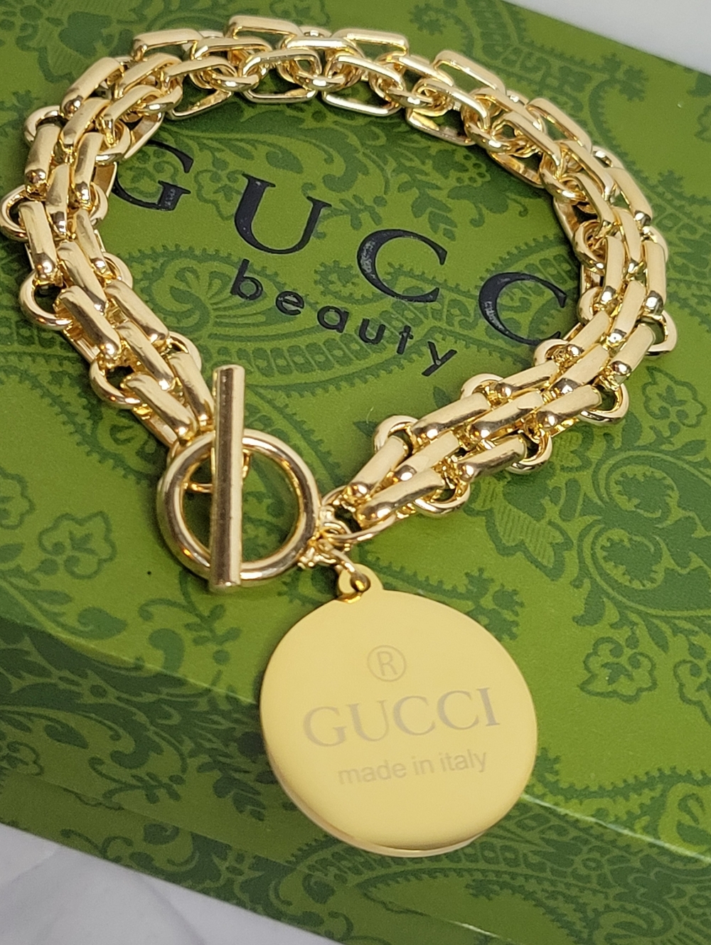 Gold Elecroplated,Toggle Bracelet, Gucci Double Sided Medallion Zip Pull